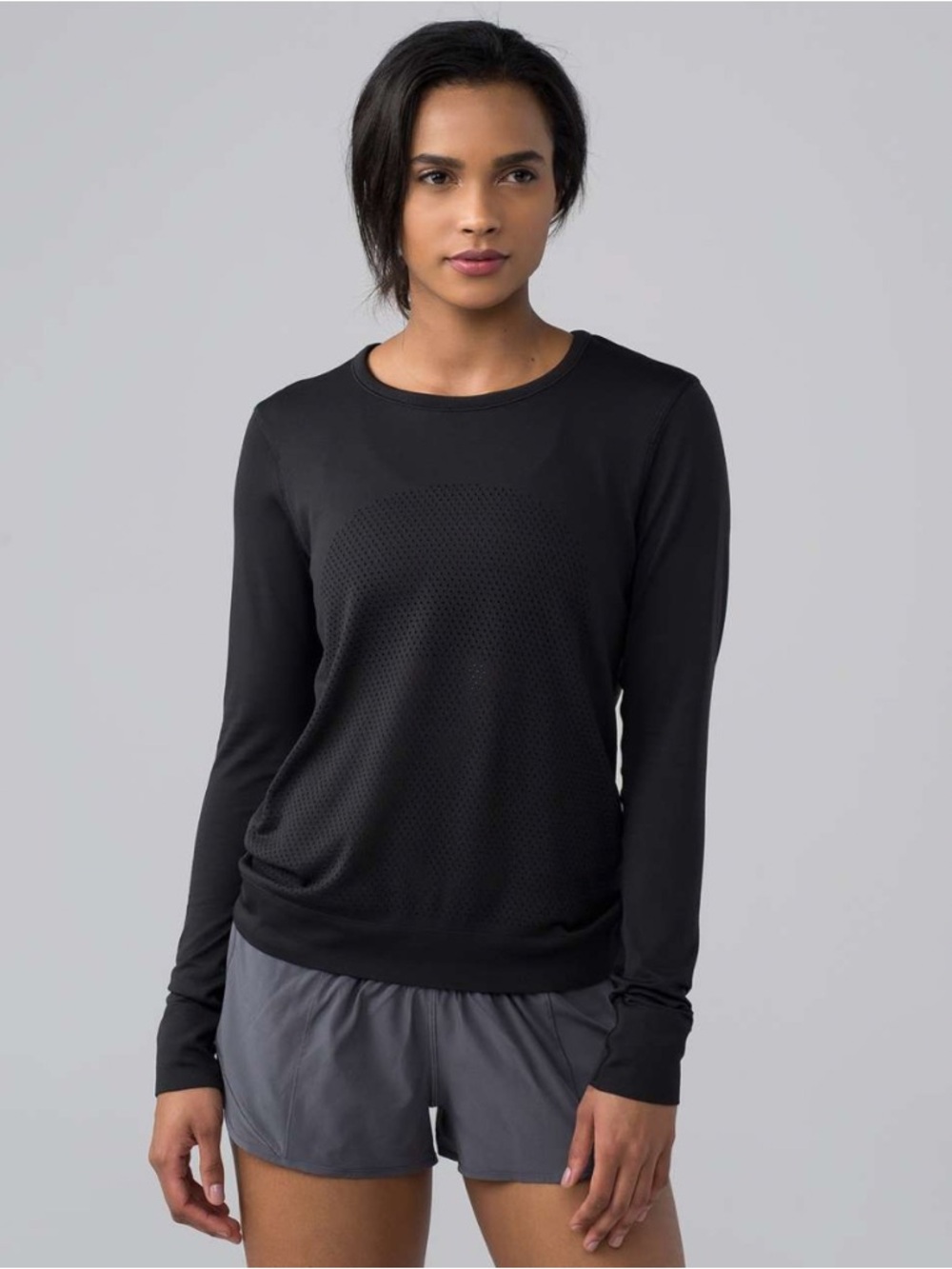 Lululemon Breeze By Long Sleeve Size 8 in Black